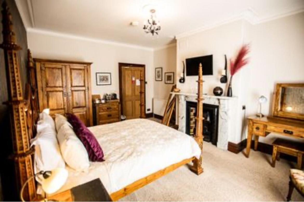 Abbotsleigh Of Whitby Bed & Breakfast Dış mekan fotoğraf